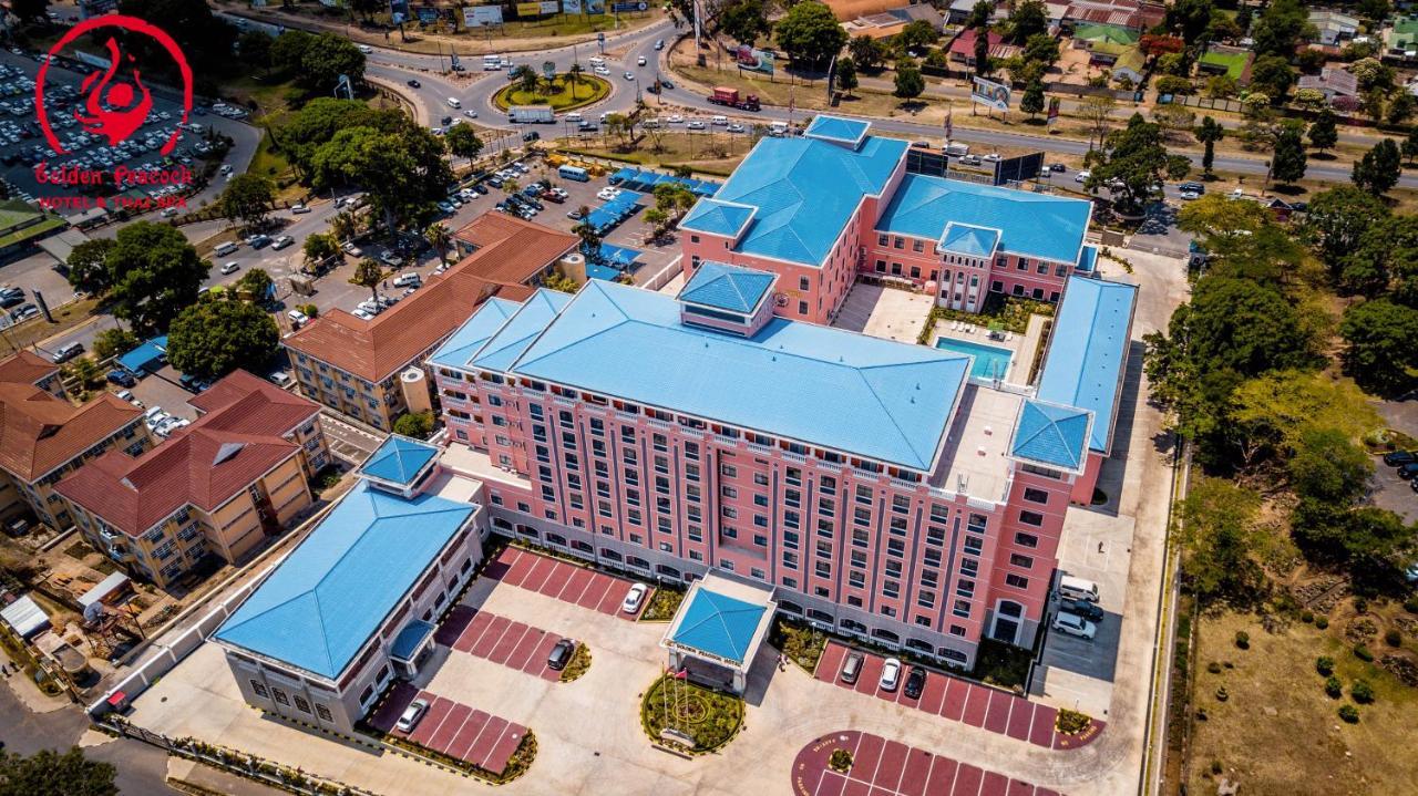 Golden Peacock Hotel Блантайр Екстер'єр фото