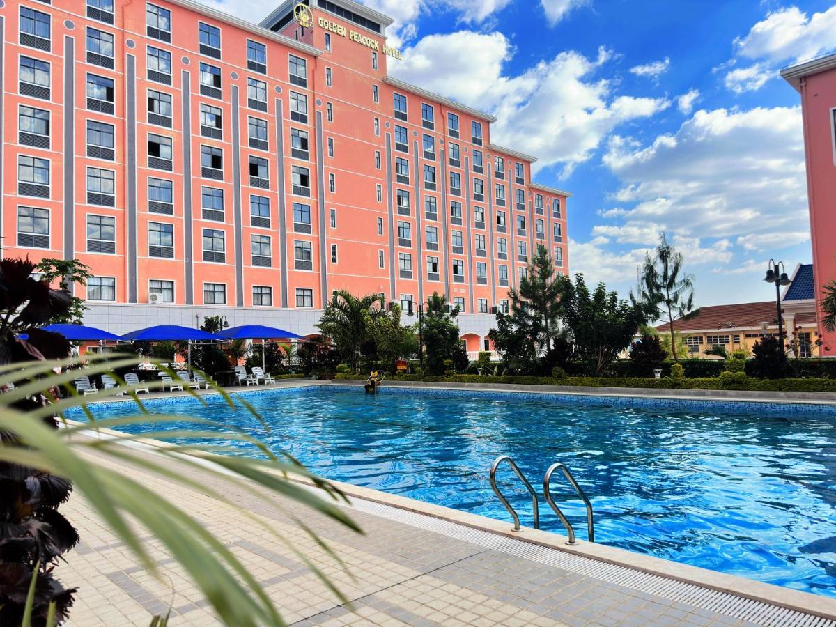 Golden Peacock Hotel Блантайр Екстер'єр фото