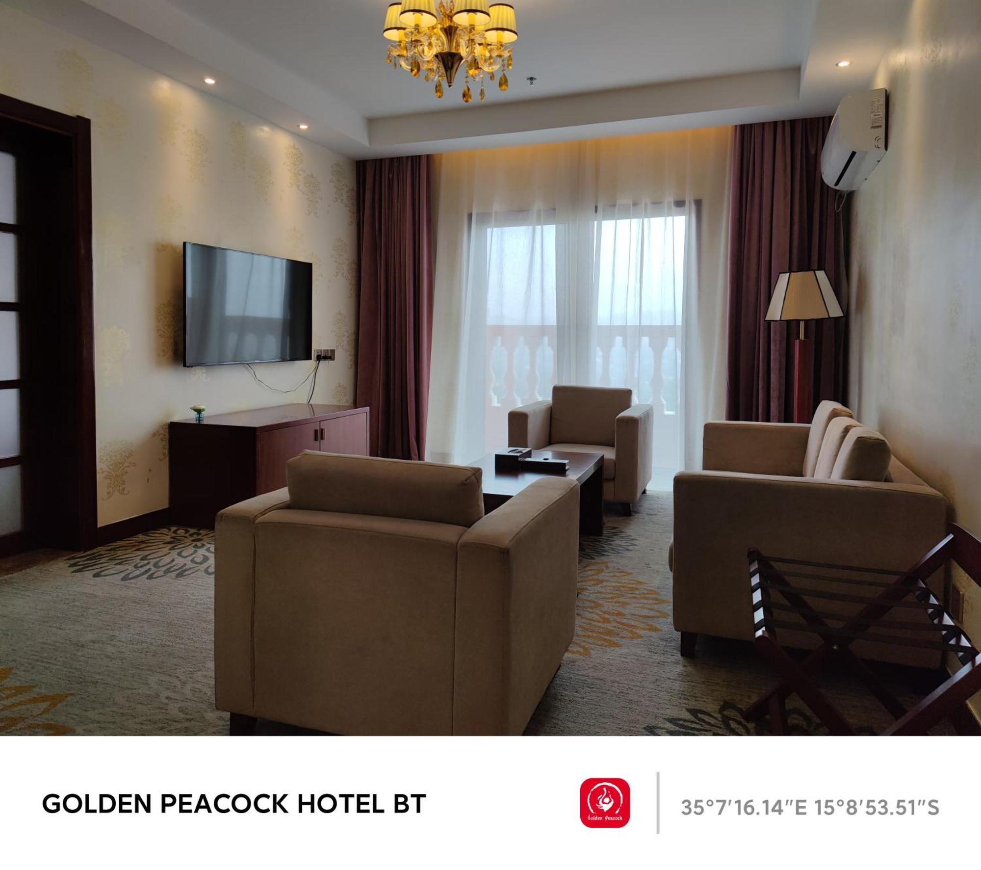 Golden Peacock Hotel Блантайр Екстер'єр фото