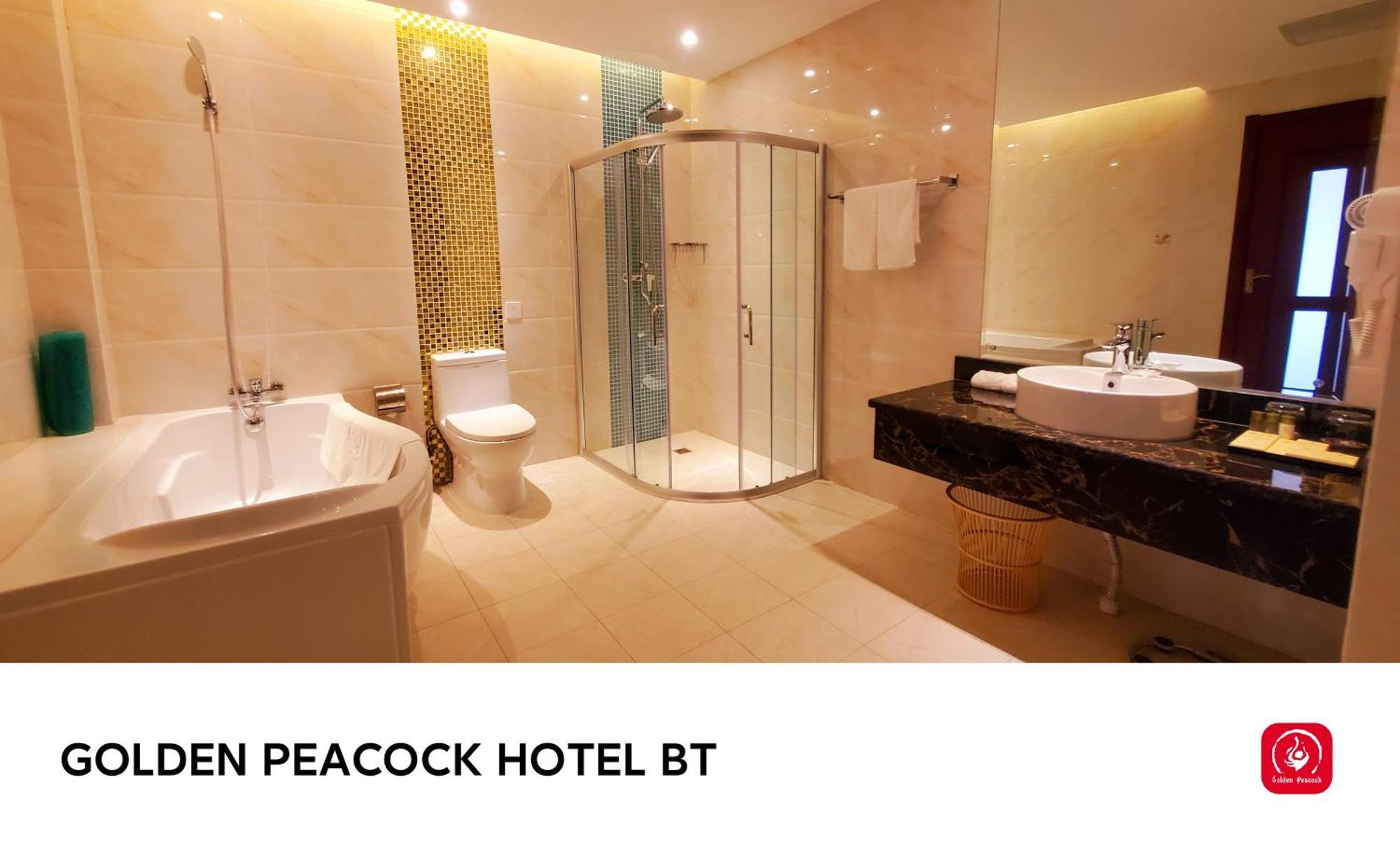 Golden Peacock Hotel Блантайр Екстер'єр фото